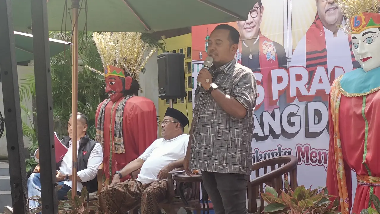 Wakil Sekretaris Tim Pemenangan Pramono-Rano, Beno Muhamad Ibnu (Alma Fikhasari/Merdeka.com)