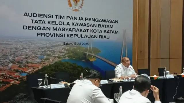 Audiensi Tim Panja Pengawasan Tata Kelola Kawasan Batam dengan Masyarakat Kota Batam pada Jumat (18/07/2025). (Foto: Liputan6.com/Ajang Nurdin)