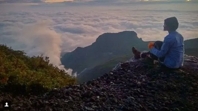 6 Pendaki Gunung Cantik yang Buktikan Wanita Itu Tangguh dan Kuat