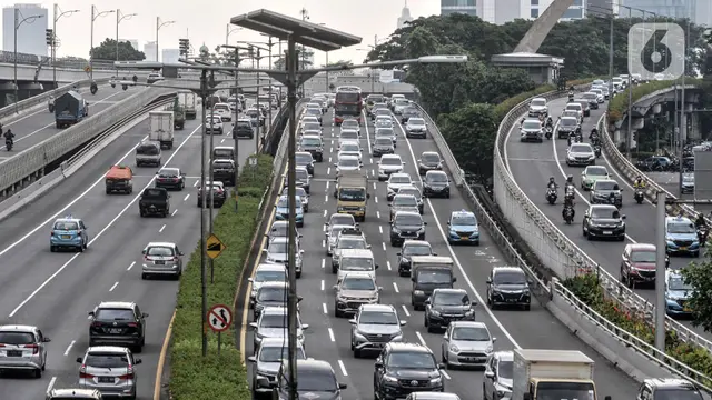 Pemprov DKI Jakarta Uji Coba Pengaturan Jam Kerja Mulai Pekan Depan
