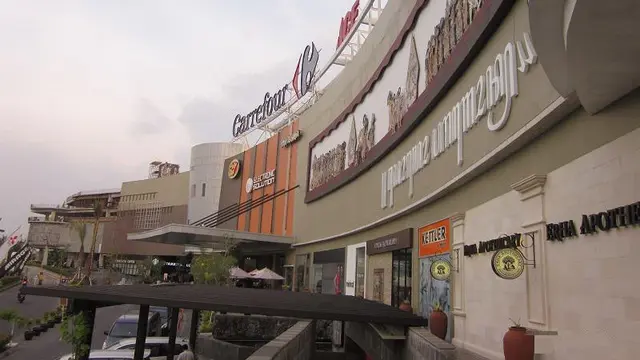 Destinasi Wisata Solo The Paragon Mall