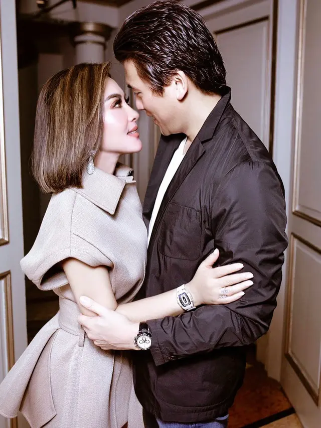 Syahrini dan Reino Barack. (Foto: Instagram @reinobarack)