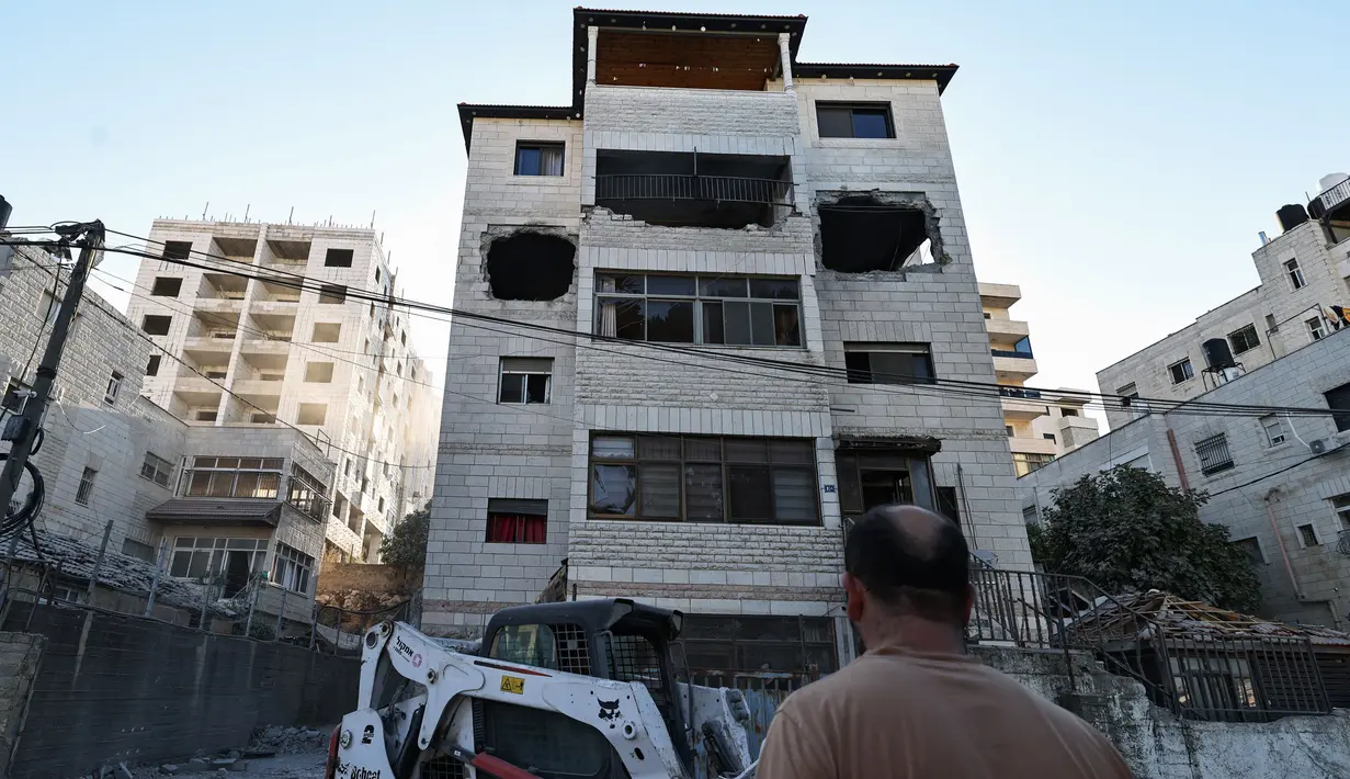 Khaled Kharouf merupakan warga Palestina yang ditahan di penjara-penjara Israel dituduh mengambil bagian dalam serangan di utara kota Palestina pada bulan Januari. (Zain JAAFAR/AFP)