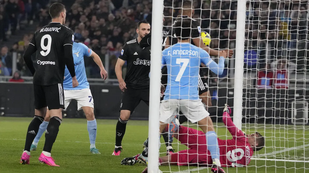 Juventus Takluk dari Lazio di Liga Italia