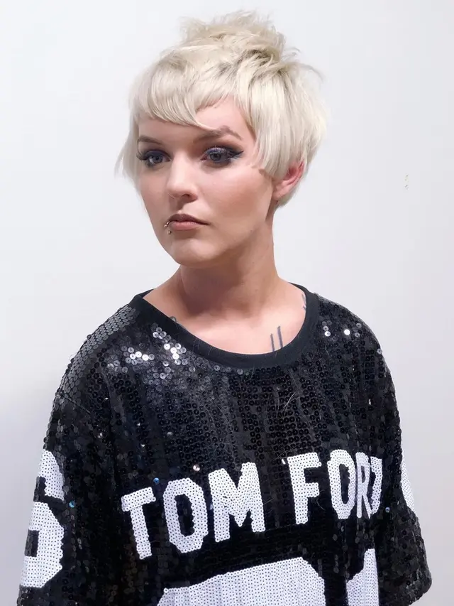 Inspirasi gaya rambut pixie