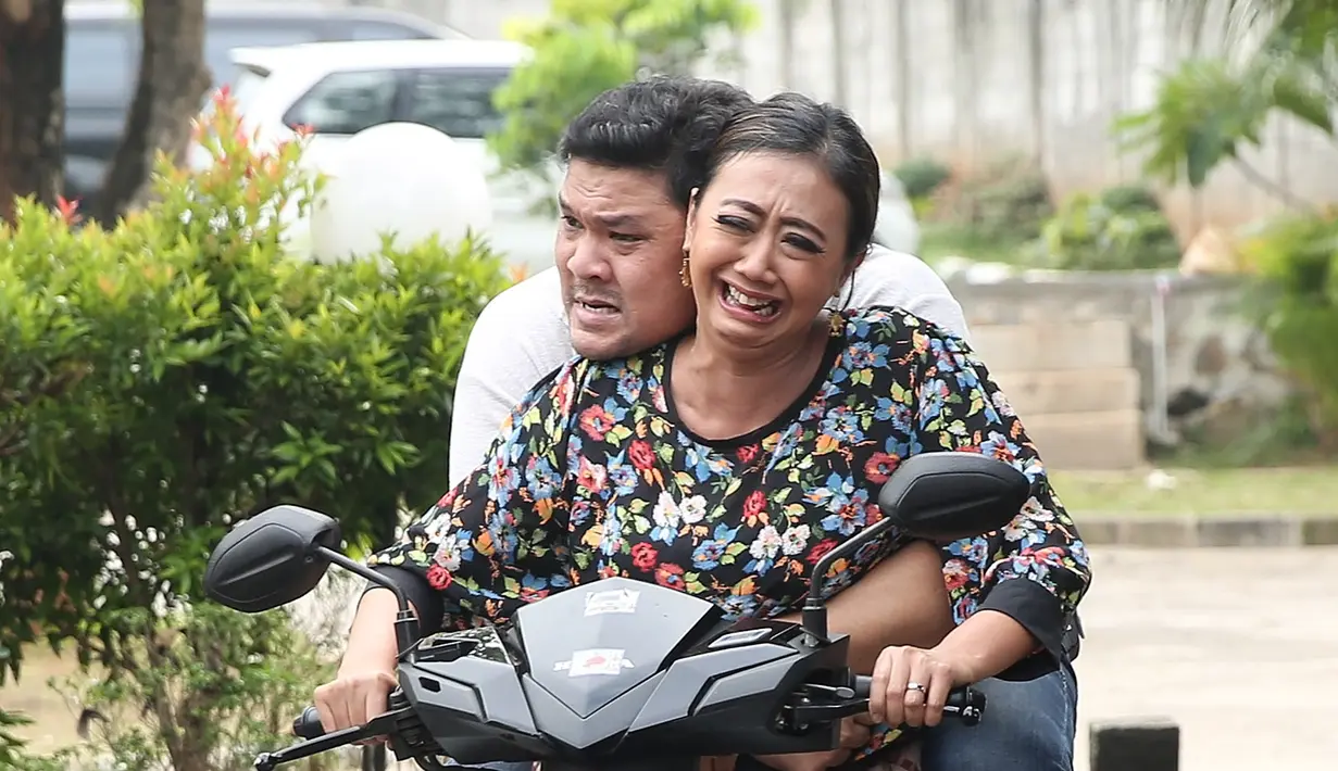 Walaupun telah menjalani penanganan medis, namun anak kedua Asri Welas, Rayyan Gibran Ridha Rahardja masih terus dipantau perkembangannya oleh tim medis. (Bambang E. Ros/Bintang.com)