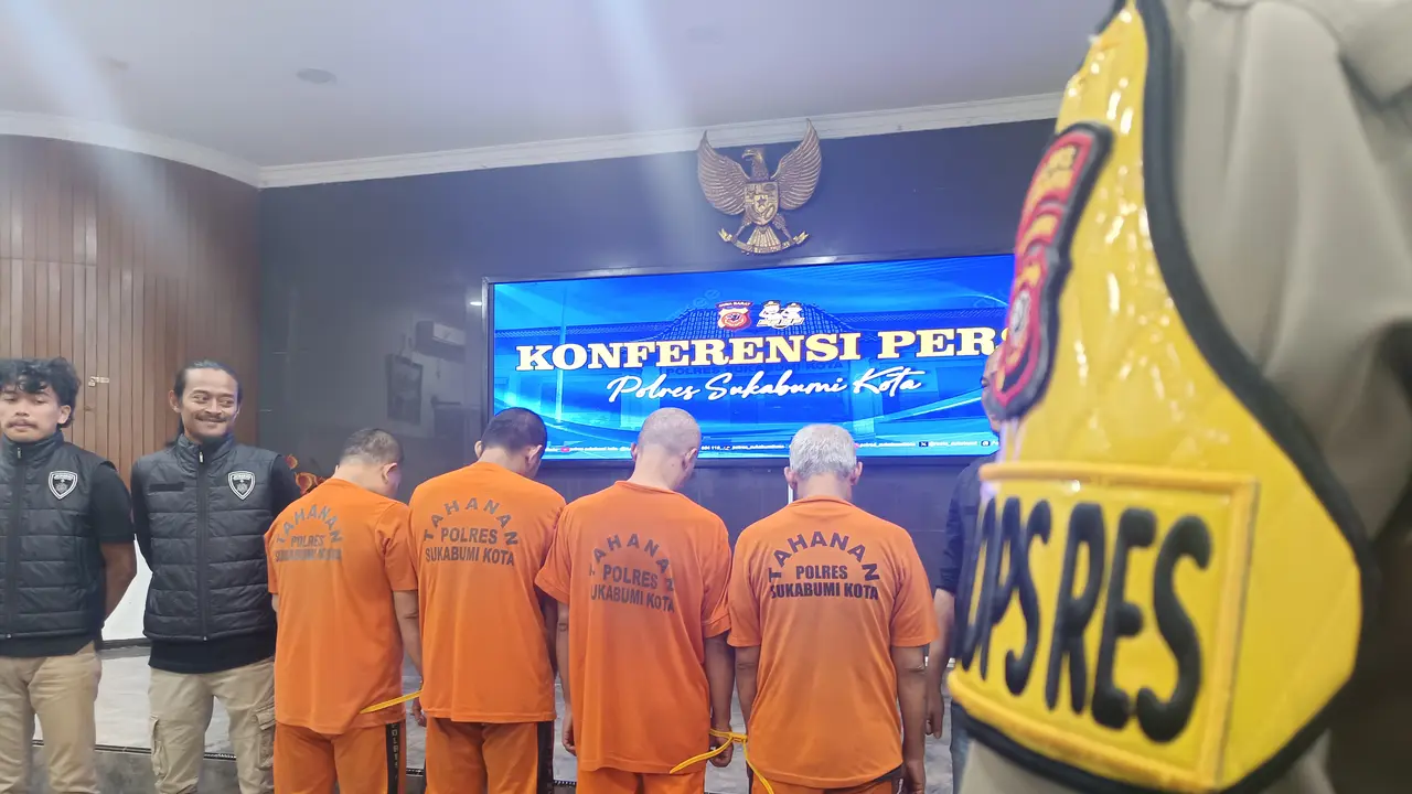 Satuan Reserse Kriminal Polres Sukabumi Kota berhasil membongkar sindikat pemalsuan dokumen STNK dan BPKB.
