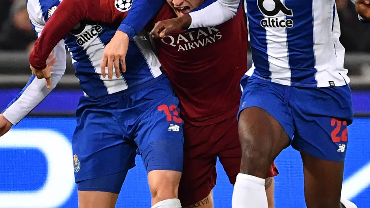 Aksi Gemilang Nicolo Zaniolo Saat AS Roma Taklukkan Porto
