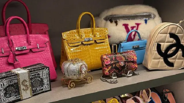Koleksi tas milik Kylie Jenner