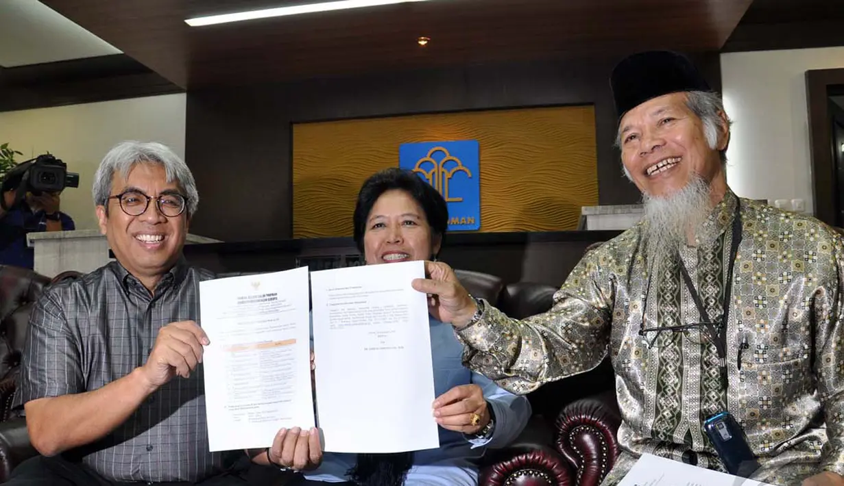 Pansel KPK meminta masyarakat dapat menyertakan bukti atas masukan dan pernyataan terkait dengan rekam jejak dan latar belakang kandidat, Jakarta, Senin (15/9/2014) (Liputan6.com/Miftahul Hayat)