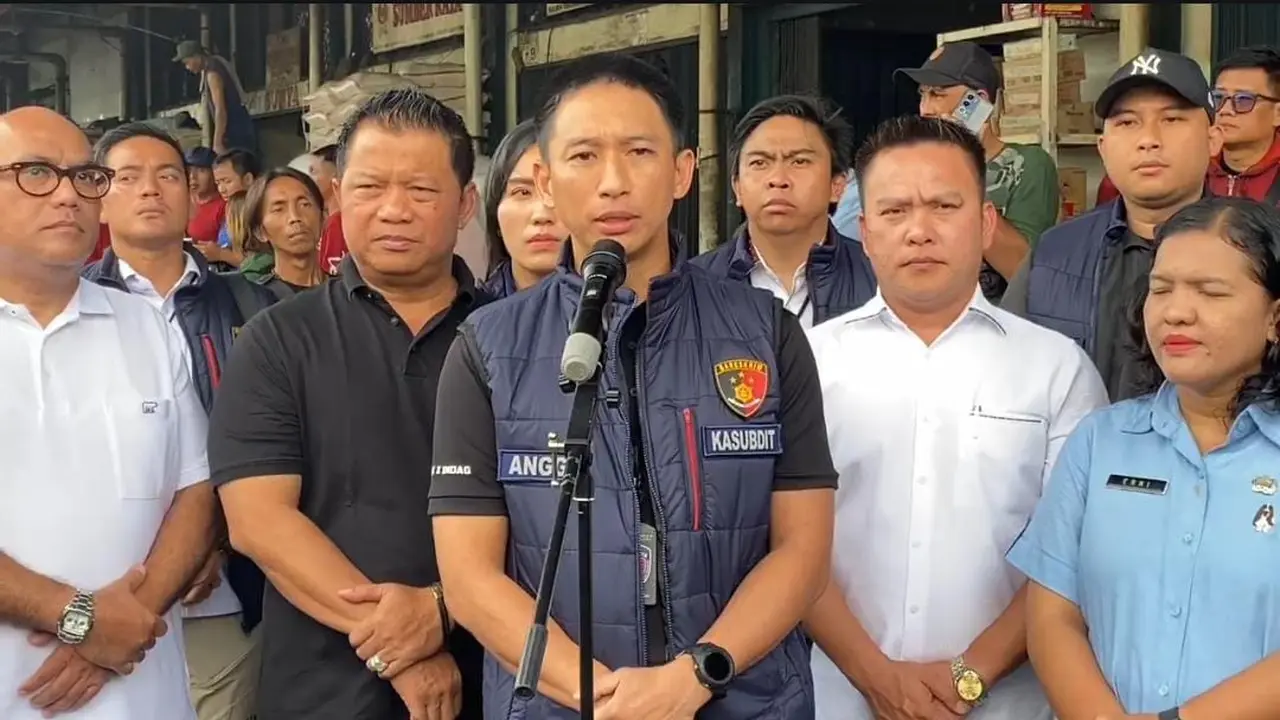 Satuan Tugas (Satgas) Pangan Polda Metro Jaya melakukan inspeksi mendadak (sidak) di Pasar Induk Beras Cipinang, Jakarta Timur.