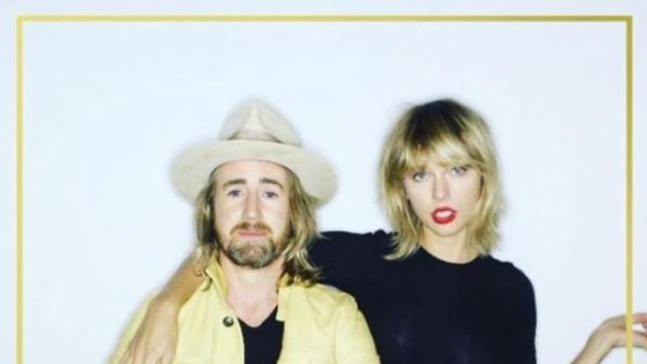 Taylor Swift dan Penata Rambut Gareth Bromell