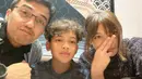 Sahrul saat menghabiskan hari Sabtunya bareng putra-putrinya. Netizen pun mendoakan mereka bisa had fun together. (instagram.com/sahrulgunawanofficial)