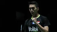 Tunggal putra Indonesia Jonatan Christie lolos ke perempat final Kejuaraan Dunia Bulu Tangkis 2019 di Basel, Swiss. Jonatan menyingkirkan Jan O Jorgensen dari Denmark. (foto: PBSI)