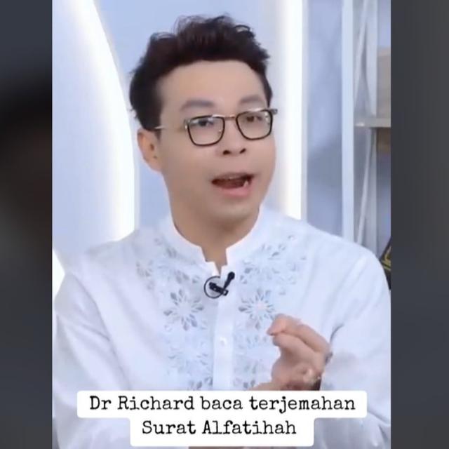Dikabarkan Mualaf, Beredar Video dr Richard Lee Pakai Baju Koko dan Hapal Terjemahan Surat Al-Fatihah