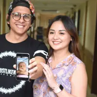 Joanna Alexandra dan suami. (Adrian Putra/Bintang.com)