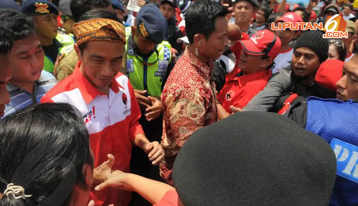 Jokowi melanjutkan kampanye di Cianjur, Jawa Barat, Sabtu (29/03/14) (Liputan6.com/Herman Zakharia).