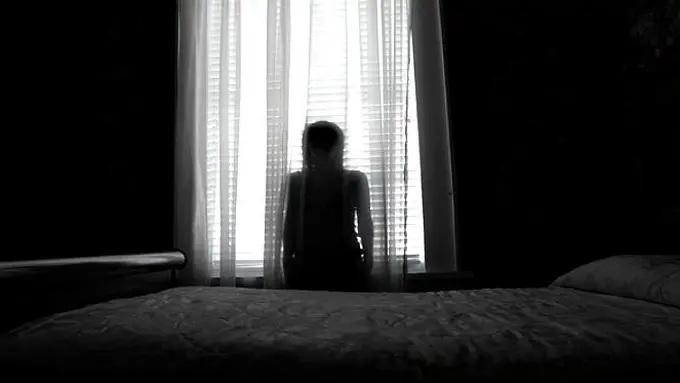 Ilustrasi Hantu di Kamar Tidur