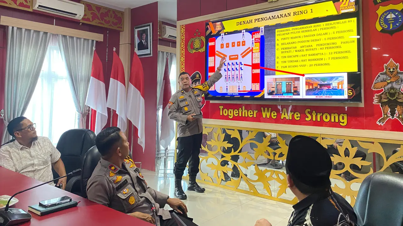 Rapat koordinasi persiapan pengamanan kampanye akbar dan debat pasangan calon kepala daerah di Rokan Hulu.