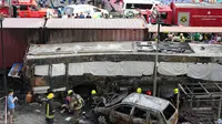Bus Terbakar usai Ditabrak Kereta di Bangkok, 8 Orang Tewas