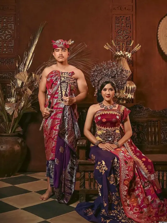 6 Potret Kaesang Pangarep dan Erina Gudono Kenakan Busana Adat Bali di Foto Prewedding Terbaru