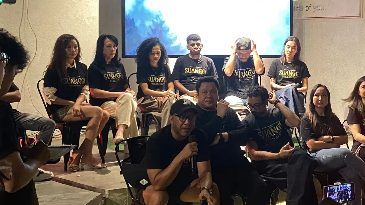 Bona Pascal berbicara dalam konferensi pers film Suanggi di Jakarta, Rabu (15/7/2026). (Liputan6.com/Nola Vemiliana)