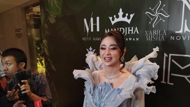 Dewi Perssik. (M Altaf Jauhar/ Liputan6.com)