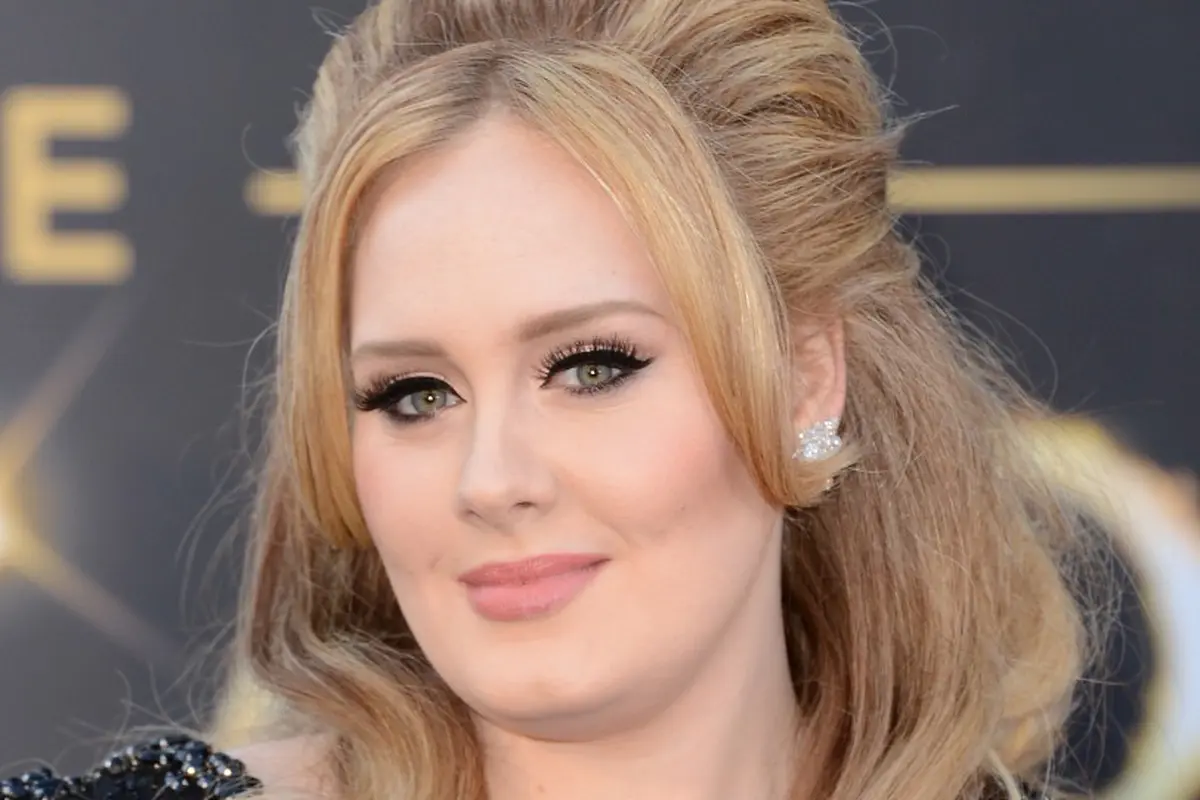 [Bintang] Adele