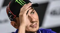 Jorge Lorenzo Abaikan Psywar Valentino Rossi 