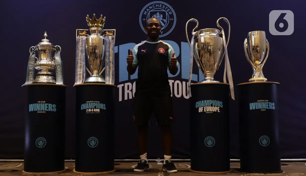 Indonesia menjadi satu di antara negara yang dituju event bertajuk Treble Trophy Tour tersebut.  (Liputan6.com/Helmi Fithriansyah)