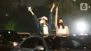 Dua wanita berada di dalam mobil menyaksikan penampilan Kahitna dalam konser New Live Experience 2020 di Parkir Barat JIExpo Kemayoran, Jakarta, Sabtu (29/8/2020). Pertunjukan diawali dengan lagu Padamu Negeri ini disambut para Soulmate, sebutan bagi penggemar Kahitna. (Fimela.com/Bambang E.Ros)