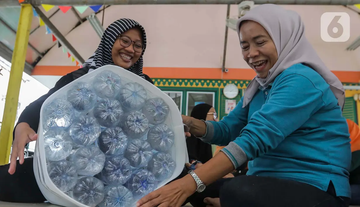 Pelatihan ini diikuti masyarakat sekitar kecamatan Pesanggrahan, Jakarta Selatan. (Liputan6.com/Angga Yuniar)