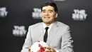 9. Diego Maradona - Legenda Argentina tersebut memerankan dua film dokumenter tentang dirinya sendiri yaitu "Maradona" dan "In the Hands of the Gods”. (AFP/Michael Buholzer)