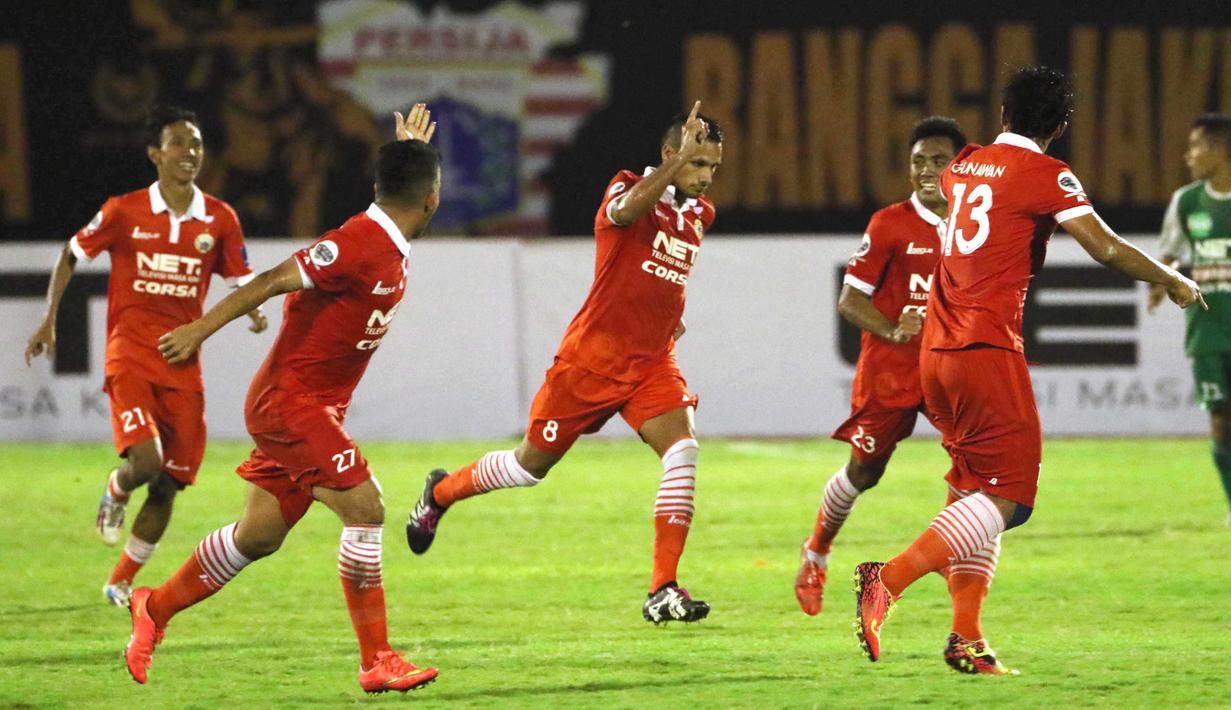 Ekspresi Raphael Maitimo sesaat setelah mencetak gol ke gawang PS TNI pada lanjutan Grup D Piala Jenderal Sudirman 2015 di Stadion Manahan, Solo, Selasa (15/12/2015). Persija menang 1-0 atas PS TNI. (Bola.com/Nicklas Hanoatubun)