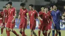 Pemain Korea Utara saat melawan Uzbekistan pada laga PSSI Anniversary Cup 2018 di Stadion Pakansari, (27/4/2018). Korea Utara bermain imbang 2-2 dengan Uzbekistan. (Bola.com/M Iqbal Ichsan)
