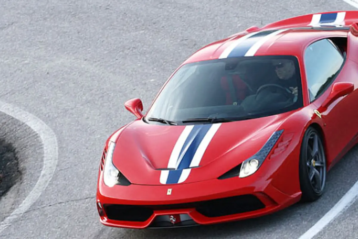 ferarri-140206b.jpg