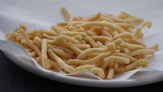 stick bawang keju