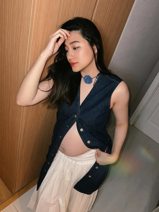 Tampil Stylish, Ini 7 Potret Patricia Devina Pamer Baby Bump