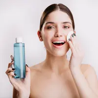ilustrasi eksfolasi wajah dengan toner/Look Studio/shutterstock