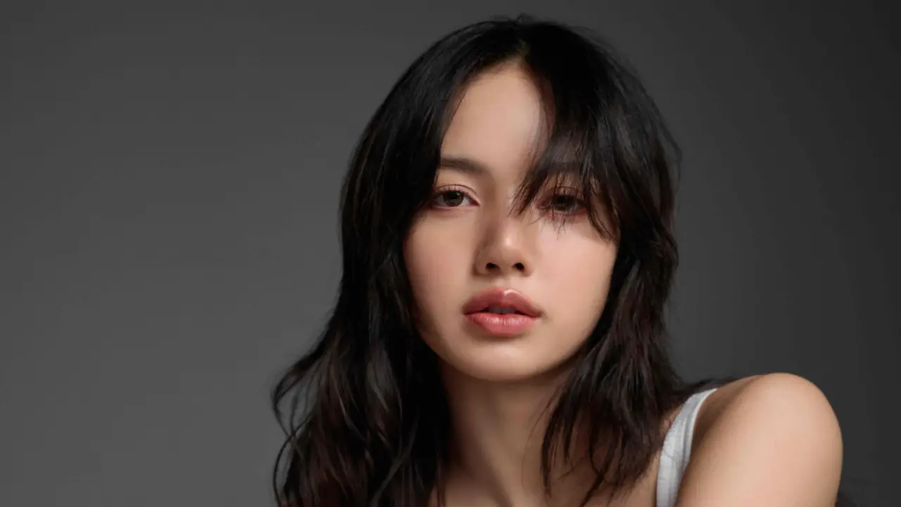 Lisa BLACKPINK Debut Jadi Aktris di Serial The White Lotus, Proyek Pertama Usai Dirikan LLOUD