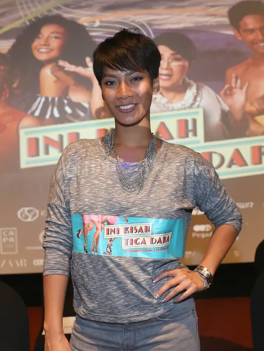 Bukan peran yang mudah bagi Tara Basro berain dalam film Ini Kisah Tiga Dara. Bahkan dia mengaku sangat kewalahan mengikuti arahan dari sutradara. (Galih W. Satria/Bintang.com)