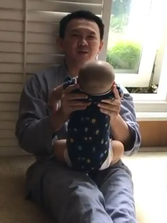 Sudah Berusia 3 Bulan, Ini 6 Potret Terbaru Yosafat Abimanyu Purnama Anak Ahok