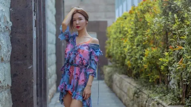 7 Pesona Lee Somin, Artis Korea Selatan yang Idolakan Hotman Paris