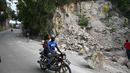 Gempa berkekuatan 4,9 skala Richter terjadi di departemen Grand'Anse yang terisolasi hampir 300 km (185 mil) barat Port-au-Prince, pada kedalaman 10 km yang relatif dangkal, menurut Survei Geologi AS. (AFP/Richard Pierrin)