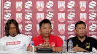 Agus Yuwono dikenalkan sebagai pelatih baru Persis Solo, Rabu (15/8/2018). (Bola.com/Ronald Seger Prabowo)