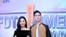 Yang terbaru, keduanya terlihat kompak dan akrab layaknya sepasang kekasih. Verrel menemani Natasha menghadiri ajang penghargaan Infotainment Awards 2017. Lantas seperti apa hubungannya?. (Adrian Putra/Bintang.com)