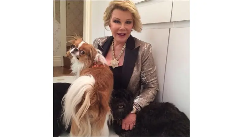 Kelly Osbourne Adopsi Anjing Joan Rivers