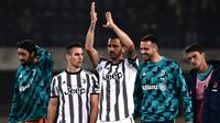 Hasil ini membuat Juventus sementara menempati posisi ke-4 klasemen sementara Liga Italia 2022/2023 dengan mengemas 28 poin. Leonardo Bonucci dkk sukses menggeser Inter Milan yang baru mengumpulkan 27 poin. (AFP/Marco Bertorello)