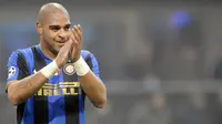 3. Adriano, ketika usianya masih 19 tahun Inter Milan memboyongnya dari Flamengo. Bomber Brasil ini memiliki bakat yang luar biasa namun sayang perilaku bengal membuat kariernya gagal menanjak. (AFP/Damien Meyer)