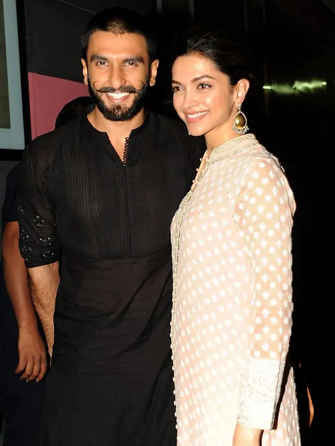 [Bintang] Deepika Padukone Akan Kenakan Gaun dan Perhiasan Super Mewah